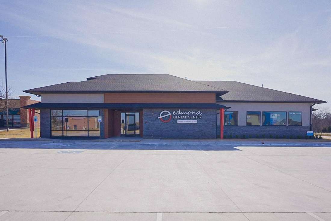 Wide View of Edmond Dental Center, Edmond, OK.